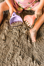 Load image into Gallery viewer, Quut Raki Sand / Beach Toy: Lavender / Peach