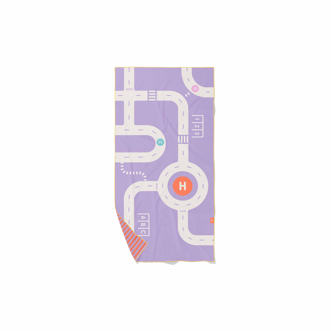 Quut Playtowel Beach Towel: Roads Lavender