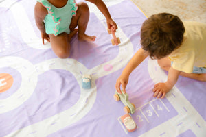 Quut Playtowel Beach Towel: Roads Lavender