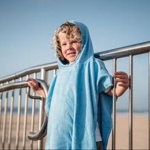 Load image into Gallery viewer, Coast Kids: Ningaloo Beach Towel: Blue (5-7 Years)