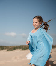 Load image into Gallery viewer, Coast Kids: Ningaloo Beach Towel: Blue (5-7 Years)