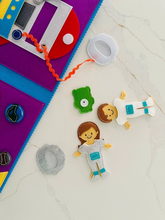 Load image into Gallery viewer, Wondertivity: Outer Space Set Activity Book