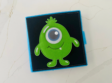 Load image into Gallery viewer, Wondertivity: Outer Space Set Activity Book