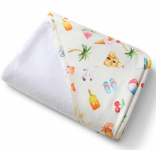 Load image into Gallery viewer, Snuggle Hunny Organic Hooded Baby Towel: Beach Fun