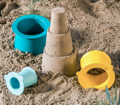 Quut Alto Sandcastle Maker Beach Toy: Lagoon Blue & Yellow