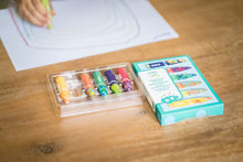 Load image into Gallery viewer, Djeco: 6 Multicoloured Flower Crayons