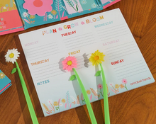 Load image into Gallery viewer, Annabel Trends: Weekly Planner Pad: Daisy