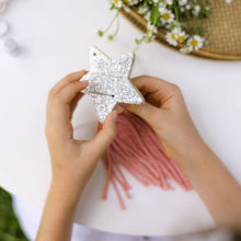 Load image into Gallery viewer, Poppy &amp; Daisy Star Decoration DIY Kit