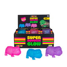 Load image into Gallery viewer, Smoosho's Super Squeeze Fidget: Pug Dog