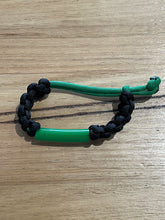 Load image into Gallery viewer, Chubuddy Parachewer Bracelet: Large Green
