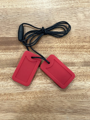 Chewigem Chew Necklace 'Dog Tag': Red