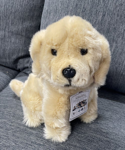 Marley the Golden Retriever Weighted Toy: 900 grams