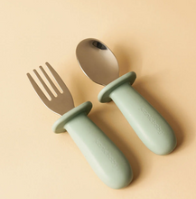 Load image into Gallery viewer, Jeanie Baby Stainless Steel / Silicone Cutlery Set: Sage Green