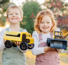 Load image into Gallery viewer, Learn &amp; Grow Toys: Magnetic Tiles – Mega Mover Pack