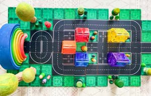 Learn & Grow Toys: Magnetic Tile Toppers: Road Pack