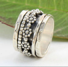 Load image into Gallery viewer, Susan Rose: Silver Spinning Ring - Grace Size 7