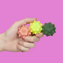 Load image into Gallery viewer, SPEKS Odds Silicone Fidget Magnets: Spurs (Green)