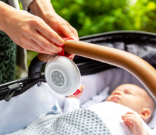 Load image into Gallery viewer, ZAZU: Suzy Portable Baby Soother