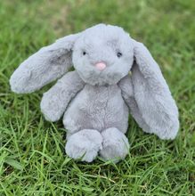 Load image into Gallery viewer, Petite Vous: Plush Ziggy the Grey Bunny