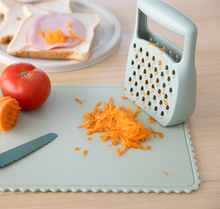 Load image into Gallery viewer, KiddiKutter Safer Grater: Sage