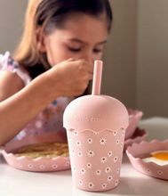 Load image into Gallery viewer, Chino Club: Mini Smoothie Cup &amp; Straw 200ml: Pink Daisy