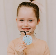 Load image into Gallery viewer, Jellystone Designs Chew Necklace: Snowflake - Daylight