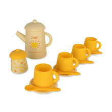 Load image into Gallery viewer, Swim Essentials Solmate Silicone Tea Playset: Yellow