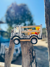 Load image into Gallery viewer, Wooden Pullback Zoo Truck with Animals
