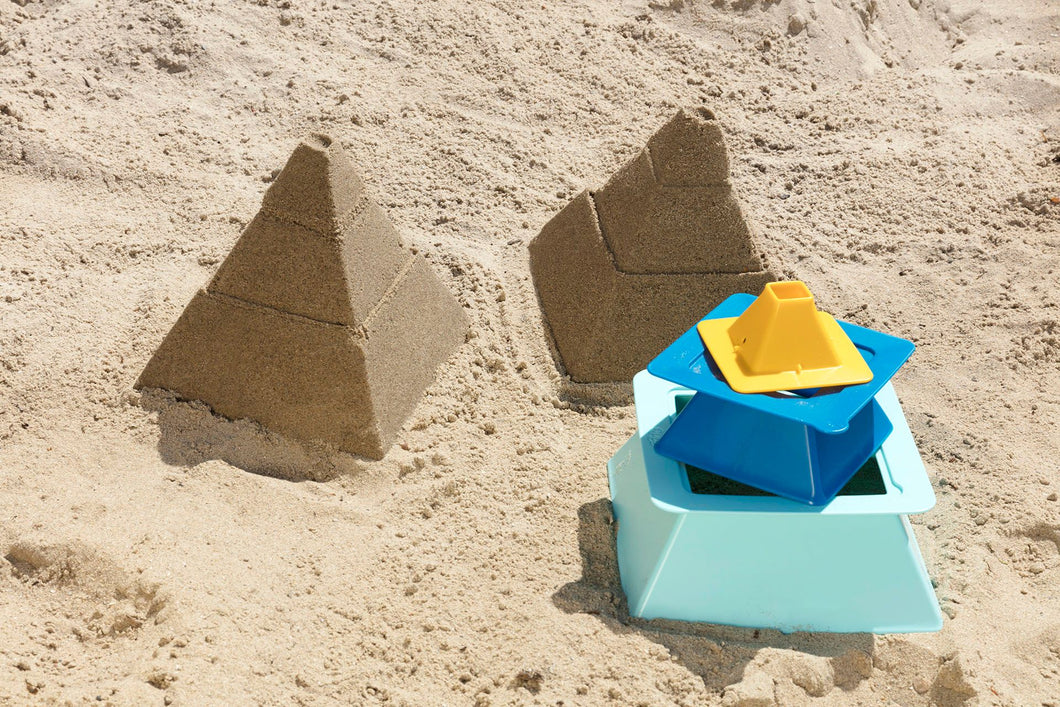 Quut Pira Sand Castle Set: Vintage Blue, Deep Blue & Yellow