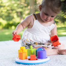 Load image into Gallery viewer, Fat Brain Toys - Plugzy Shape Sorter - The Sensory Studio